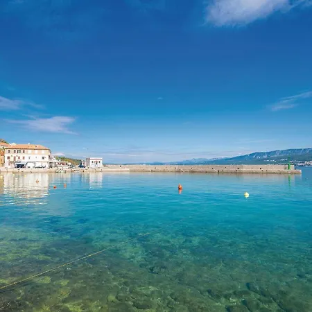 Daire 2 Bedroom Nice Apartment In Cizici *