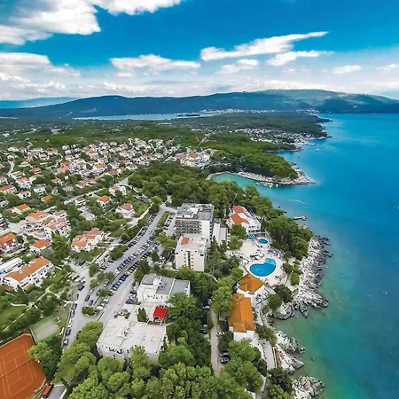 Daire 2 Bedroom Nice Apartment In Cizici