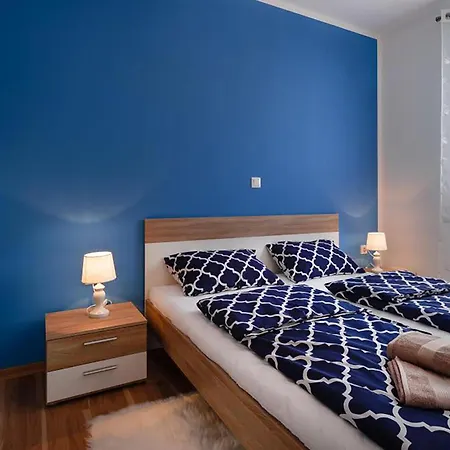 Cozy In With Wifi Appartamento Čižići