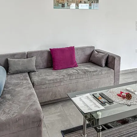 2 Bedroom In
